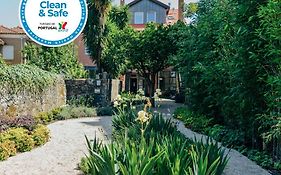 Queen'S Garden Hostel